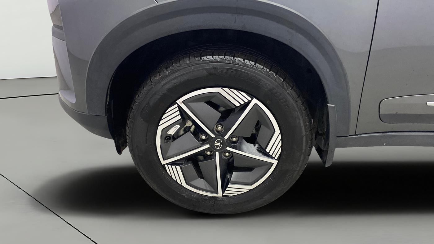 2023 Tata NEXON CREATIVE+ DCA 1.2 PETROL, Petrol, Automatic, 3,652 km, Left Front Wheel