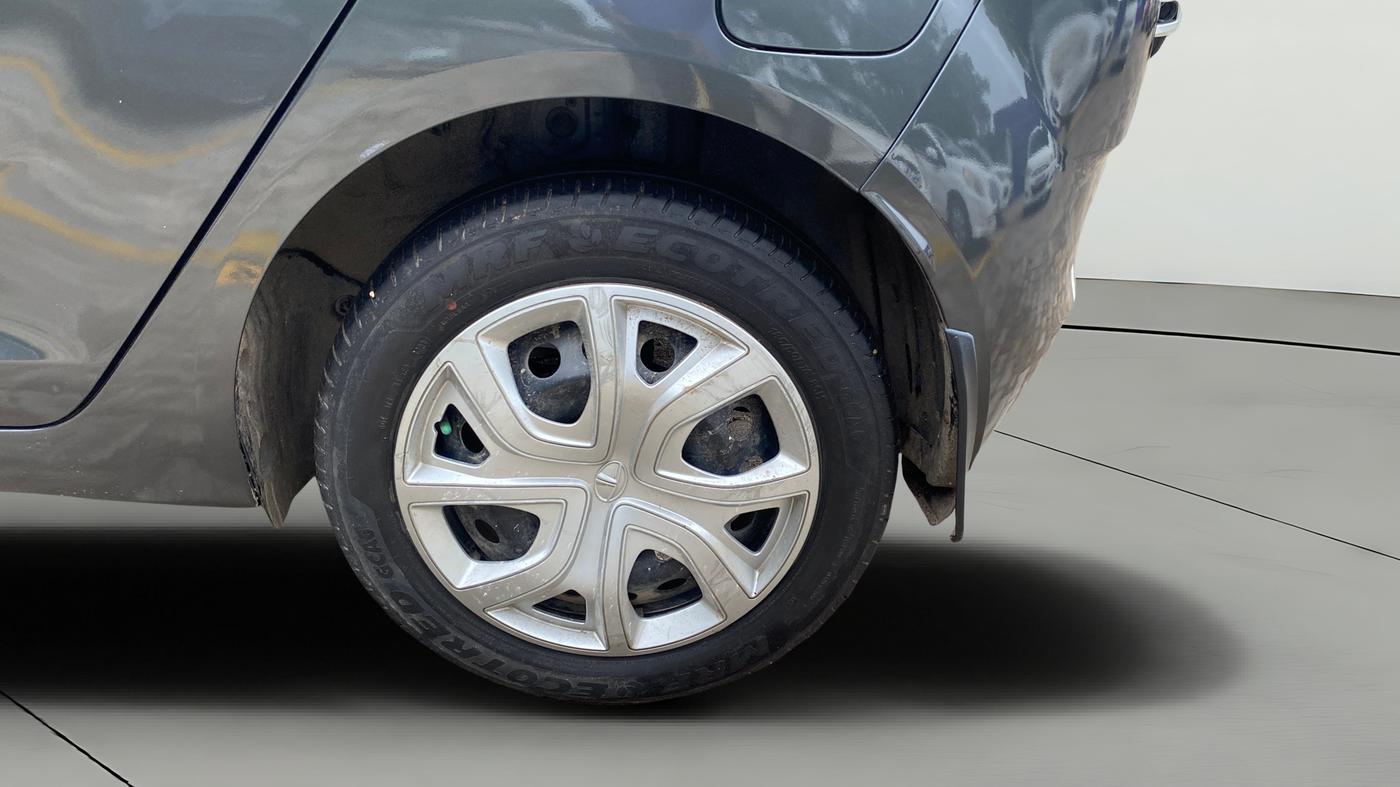 2023 Tata ALTROZ XM PLUS SUNROOF, CNG, Manual, 35,209 km, Left Rear Wheel