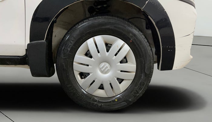 2023 Maruti Alto LXI O, Petrol, Manual, 13,129 km, Right Front Wheel