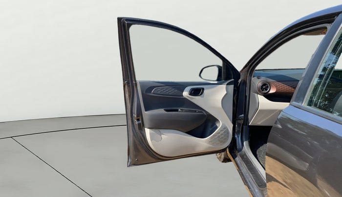 2021 Hyundai AURA S 1.2, CNG, Manual, 61,427 km, LHS Front Door