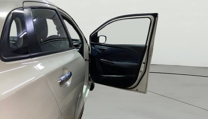 2022 Maruti Baleno DELTA PETROL 1.2, Petrol, Manual, 48,749 km, RHS Front Door