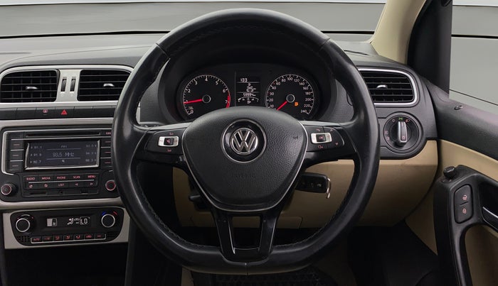2015 Volkswagen Polo HIGHLINE1.2L, Petrol, Manual, 59,990 km, Steering Wheel Close Up