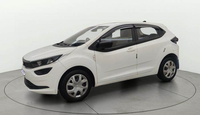2023 Tata ALTROZ XM PLUS SUNROOF, Petrol, Manual, 22,946 km, Left Front Diagonal