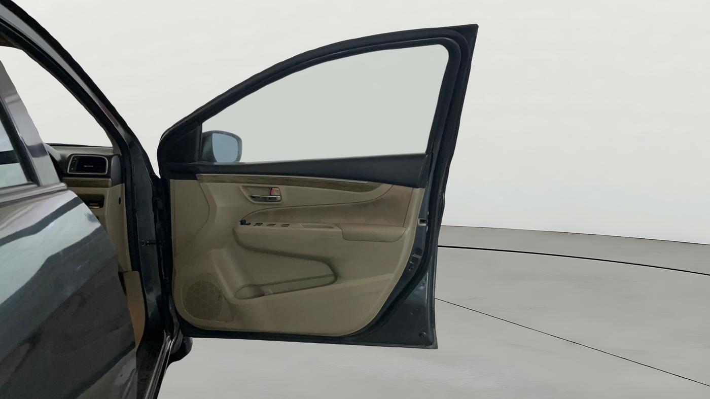 2022 Maruti Ciaz ZETA AT 1.5  SHVS PETROL, Petrol, Automatic, 58,097 km, RHS Front Door