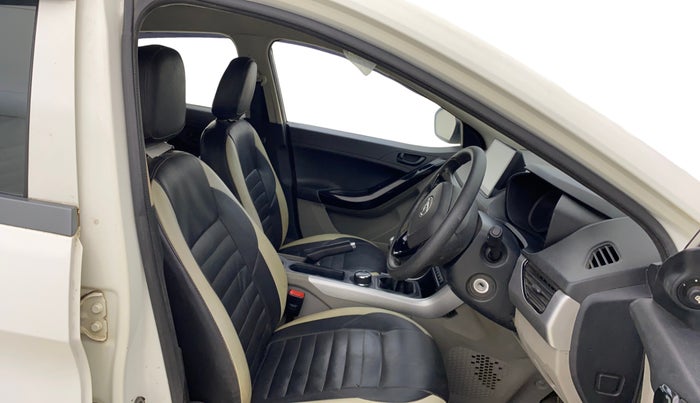 2018 Tata NEXON XM PETROL, Petrol, Manual, 33,553 km, Right Side Front Door Cabin