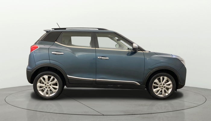 2019 Mahindra XUV300 W8 1.2 PETROL, Petrol, Manual, 84,109 km, Right Side View