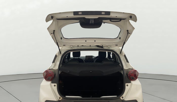 2023 Tata PUNCH ADVENTURE MT, Petrol, Manual, 18,174 km, Boot Door Open