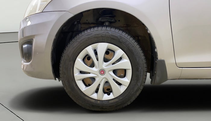 2014 Maruti Swift Dzire VXI, Petrol, Manual, 1,01,573 km, Left Front Wheel