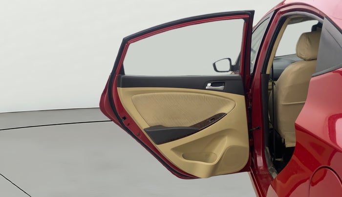 2015 Hyundai Verna FLUIDIC 4S1.6 VTVT SX O, Petrol, Manual, 70,607 km, LHS Rear Door