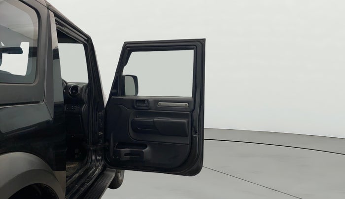 2023 Mahindra Thar LX HARD TOP 4WD MT, Diesel, Manual, 82,278 km, RHS Front Door