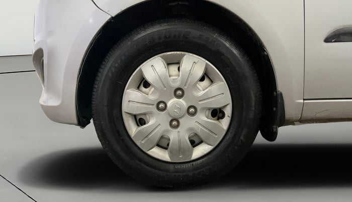 2014 Hyundai i10 MAGNA 1.1, Petrol, Manual, 23,765 km, Left Front Wheel