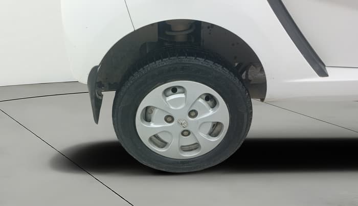 2016 Tata Nano TWIST XTA, Petrol, Automatic, 37,967 km, Right Rear Wheel