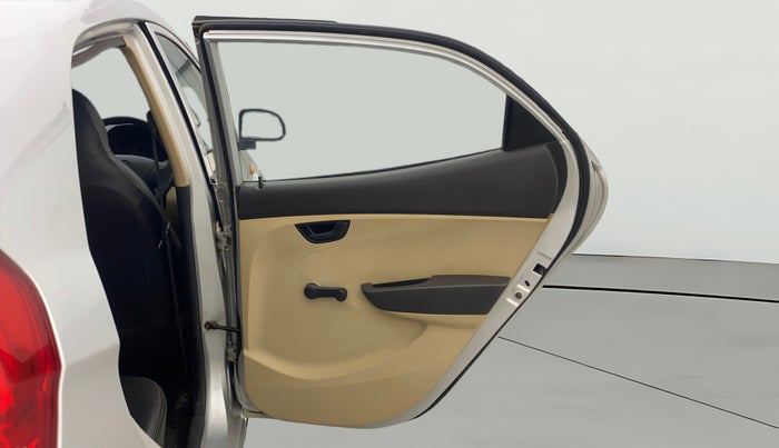 2016 Hyundai Eon ERA +, Petrol, Manual, 66,317 km, RHS Rear Door