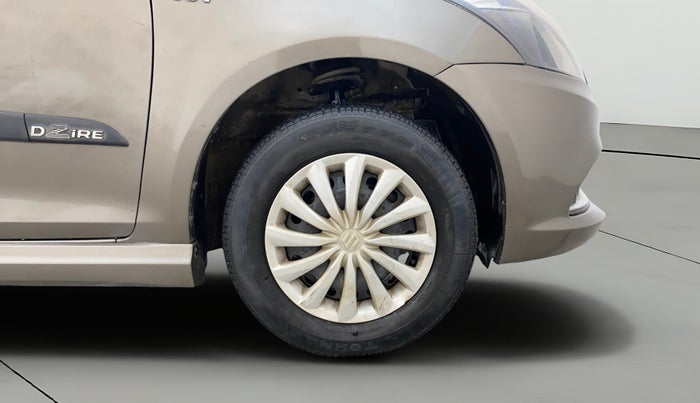 2017 Maruti Swift Dzire VXI, Petrol, Manual, 54,586 km, Right Front Wheel