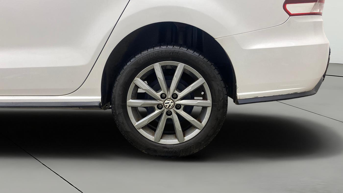 2019 Volkswagen Vento HIGHLINE PLUS 1.2 AT, Petrol, Automatic, 63,390 km, Left Rear Wheel