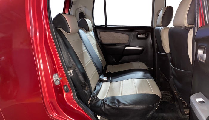 2013 Maruti Wagon R 1.0 VXI, Petrol, Manual, 67,680 km, Right Side Rear Door Cabin