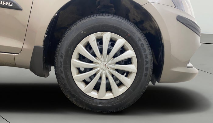 2017 Maruti Swift Dzire VXI, Petrol, Manual, 74,134 km, Right Front Wheel