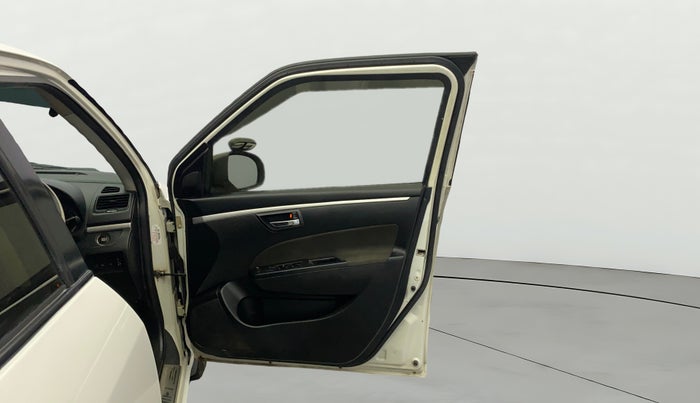 2015 Maruti Swift ZXI, Petrol, Manual, 1,19,459 km, RHS Front Door