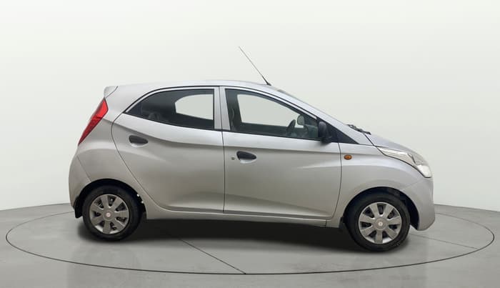 2018 Hyundai Eon MAGNA +, Petrol, Manual, 55,171 km, Right Side View