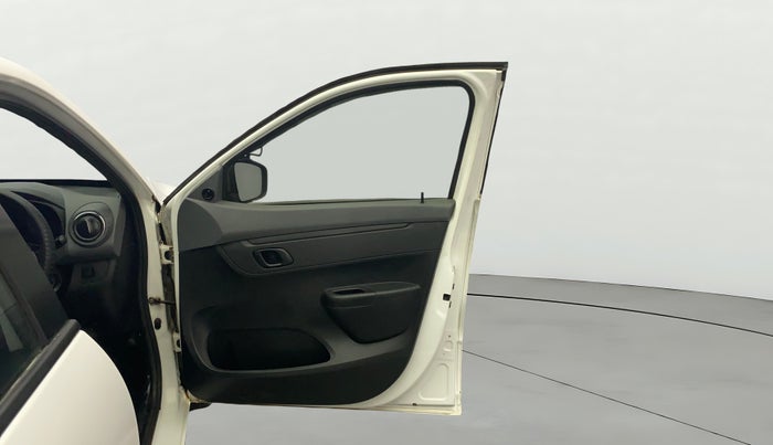 2021 Renault Kwid RXT 1.0 AMT (O), Petrol, Automatic, 58,532 km, RHS Front Door