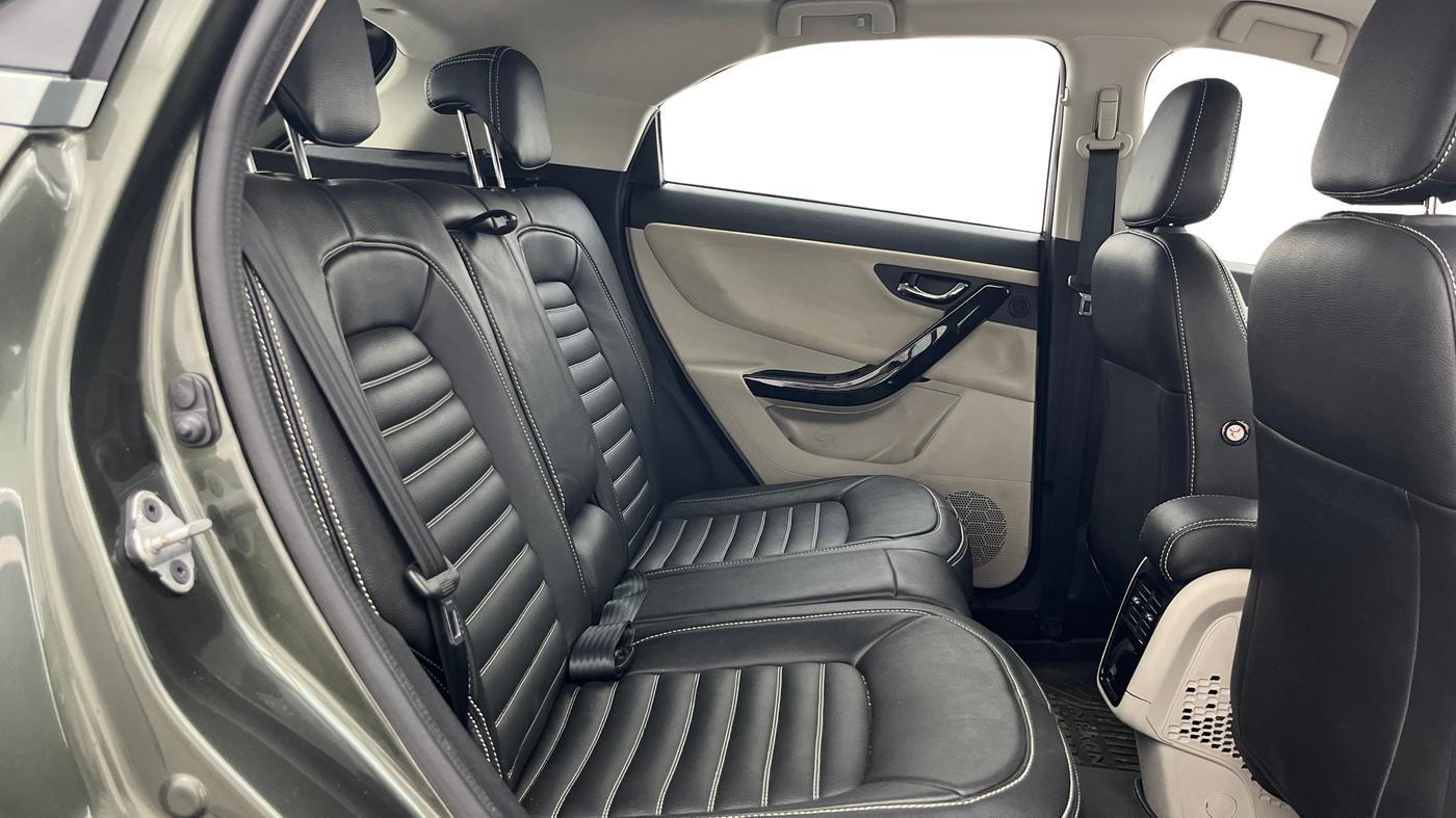 2022 Tata NEXON XZA PLUS (HS) PETROL, Petrol, Automatic, 24,827 km, Right Side Rear Door Cabin