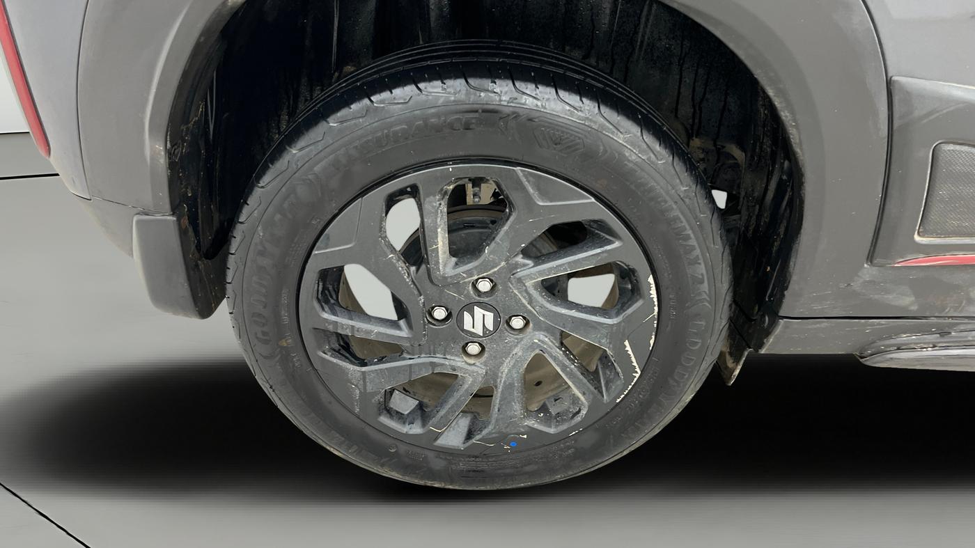 2023 Maruti FRONX DELTA PLUS 1.2L AGS, Petrol, Automatic, 69,223 km, Right Rear Wheel