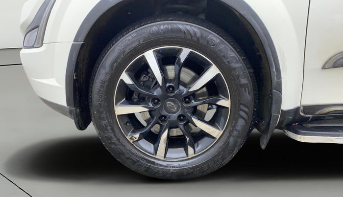 2019 Mahindra XUV500 W11 AT, Diesel, Automatic, 93,553 km, Left Front Wheel