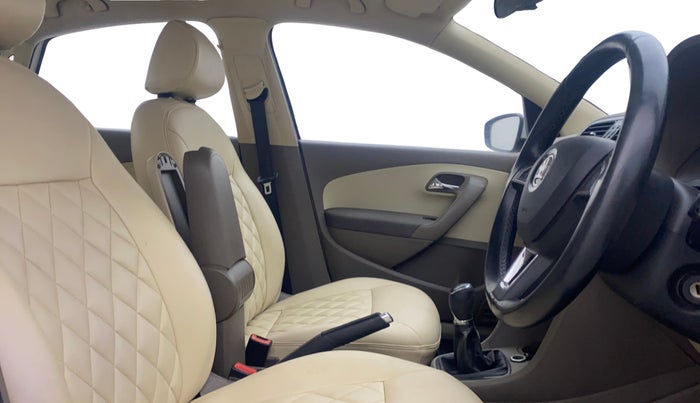 2013 Skoda Rapid AMBITION 1.6 TDI CR MT PLUS, Diesel, Manual, 81,509 km, Right Side Front Door Cabin