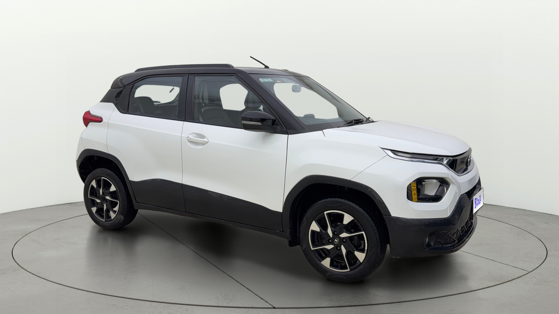 2022 Tata Punch 2021-2026 CREATIVE AMT 1.2 RTN DUAL TONE