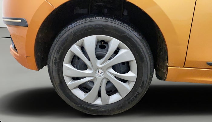 2016 Tata Tiago XT PETROL, Petrol, Manual, 60,689 km, Left Front Wheel