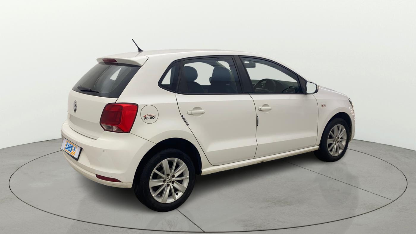 2015 Volkswagen Polo HIGHLINE1.2L, Petrol, Manual, 66,923 km, Right Back Diagonal