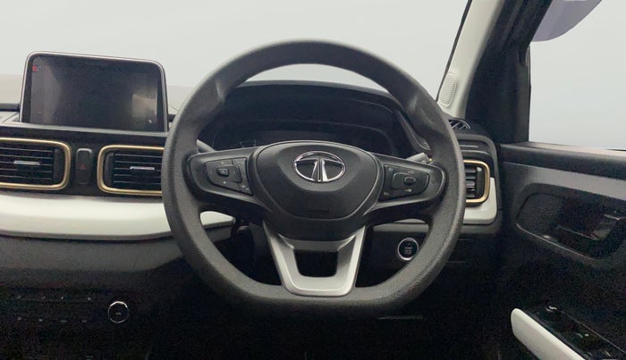 2022 Tata PUNCH ACCOMPLISHED AMT, Petrol, Automatic, 21,907 km, Steering Wheel Close Up