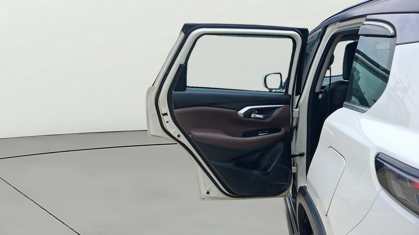 2023 Maruti Grand Vitara ALPHA SMART HYBRID, Petrol, Manual, 89,305 km, LHS Rear Door