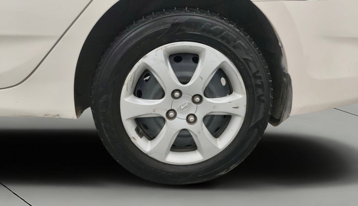 2014 Hyundai Verna FLUIDIC 1.6 VTVT EX, Petrol, Manual, 95,810 km, Left Rear Wheel