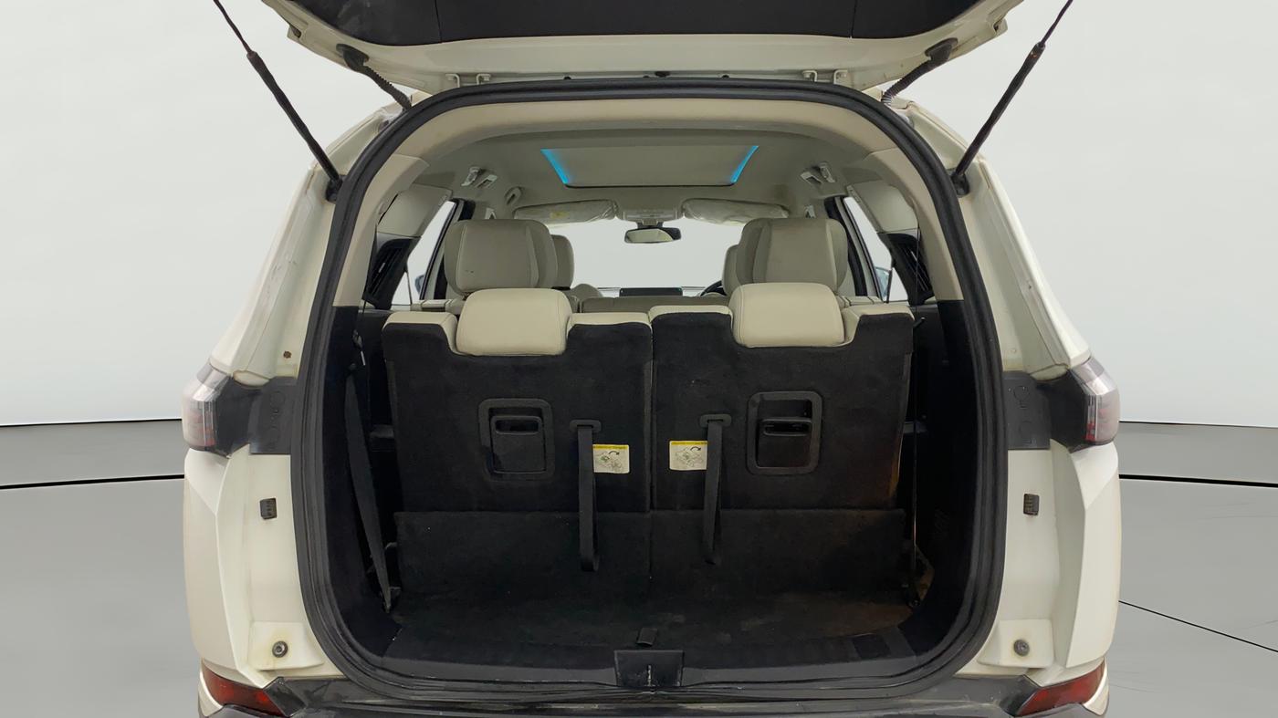 2023 Tata Safari XZ PLUS, Diesel, Manual, 46,665 km, Boot Open Zoomed View