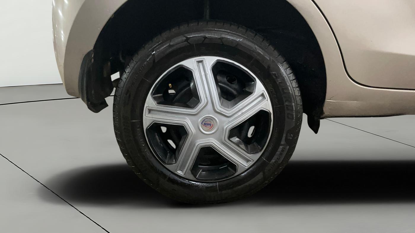 2019 Hyundai NEW SANTRO ERA, CNG, Manual, 60,095 km, Right Rear Wheel