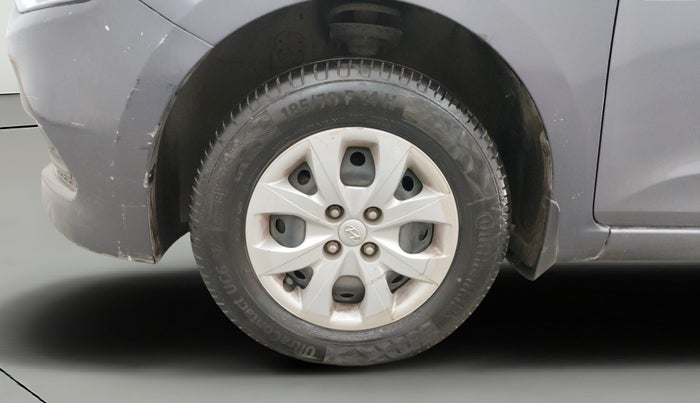 2016 Hyundai Elite i20 MAGNA 1.2, Petrol, Manual, 64,082 km, Left Front Wheel