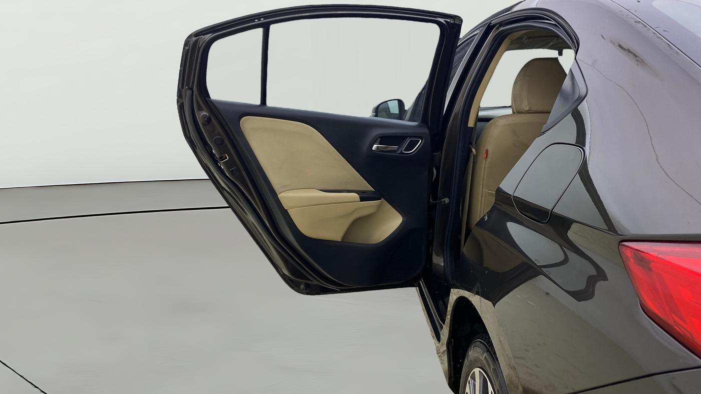 2022 Honda City 1.5L I-VTEC V MT 5TH GEN, Petrol, Manual, 1,01,250 km, LHS Rear Door