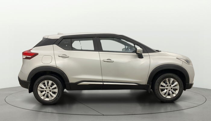 2019 Nissan Kicks XL 1.5, Petrol, Manual, 63,751 km, Right Side View