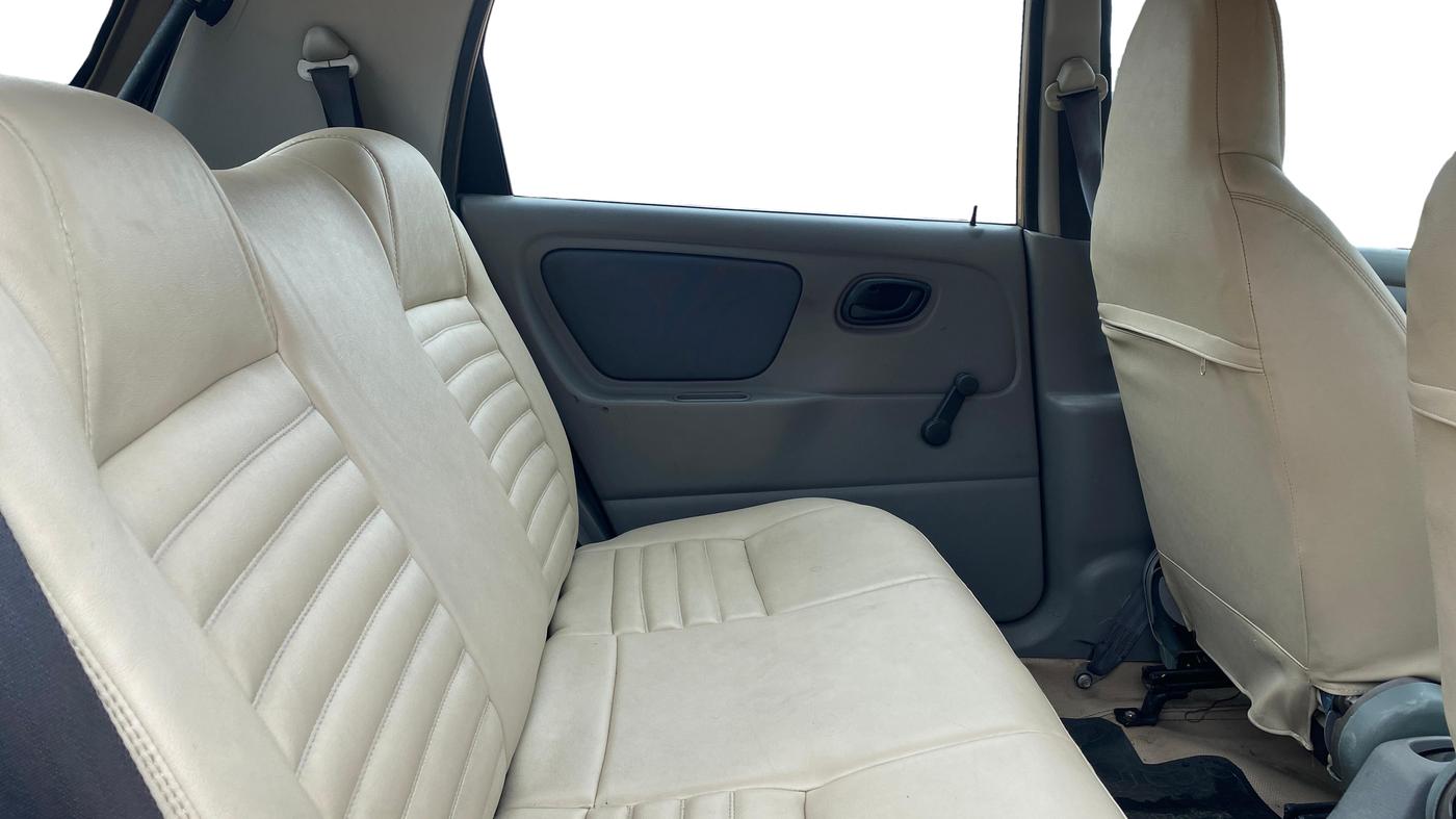 2013 Maruti Alto K10 VXI, Petrol, Manual, 95,705 km, Right Side Rear Door Cabin