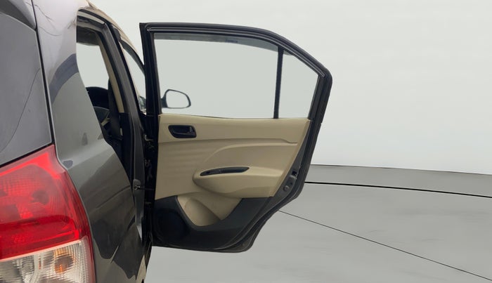 2022 Hyundai NEW SANTRO SPORTZ EXECUTIVE MT CNG, CNG, Manual, 51,635 km, RHS Rear Door