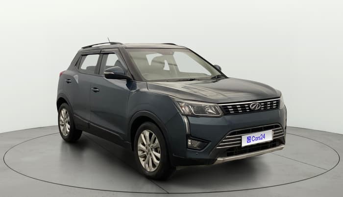 2021 Mahindra XUV300 W8 1.5 DIESEL, Diesel, Manual, 92,815 km, Right Front Diagonal