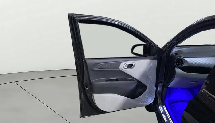 2025 Hyundai GRAND I10 NIOS Sportz (O) 1.2 Kappa AMT, Petrol, Automatic, 7,112 km, LHS Front Door