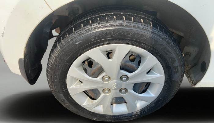 2016 Hyundai Grand i10 SPORTZ 1.2 KAPPA VTVT, Petrol, Manual, 51,857 km, Right Rear Wheel