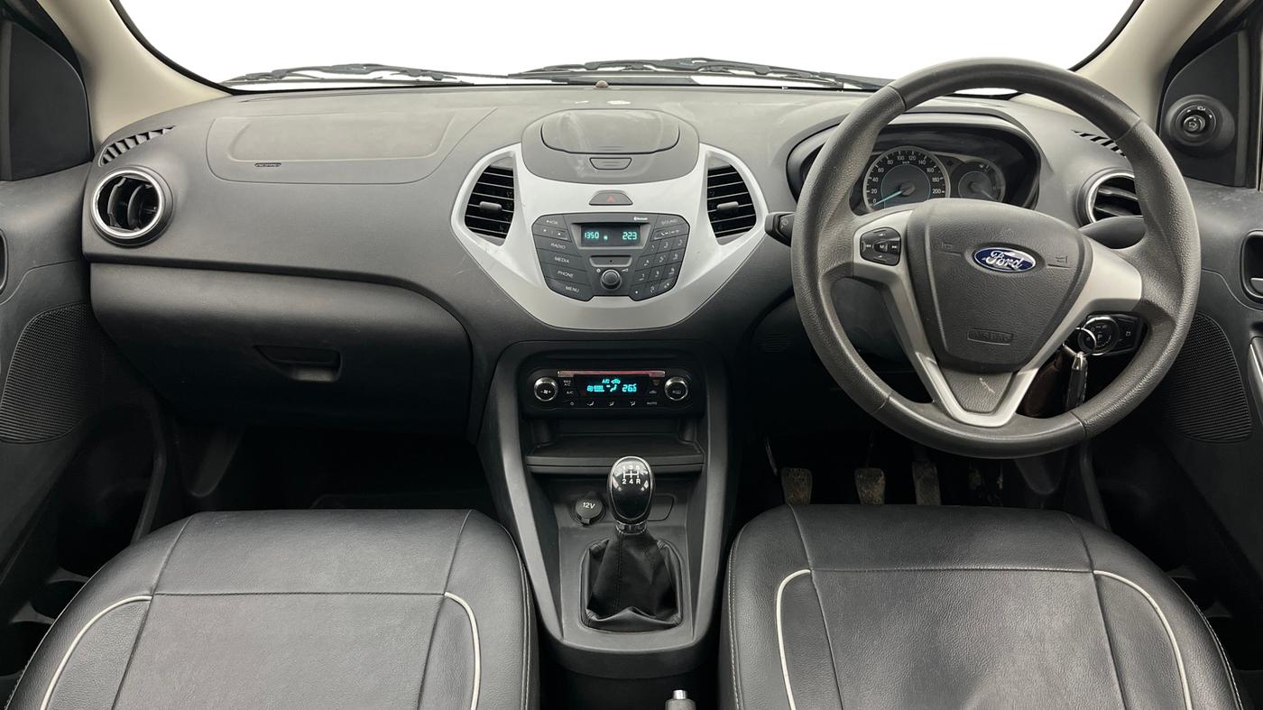 2016 Ford New Figo TITANIUM 1.2 PETROL MT, Petrol, Manual, 27,204 km, Dashboard
