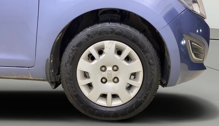 2014 Hyundai i20 MAGNA 1.2, Petrol, Manual, 18,133 km, Right Front Wheel