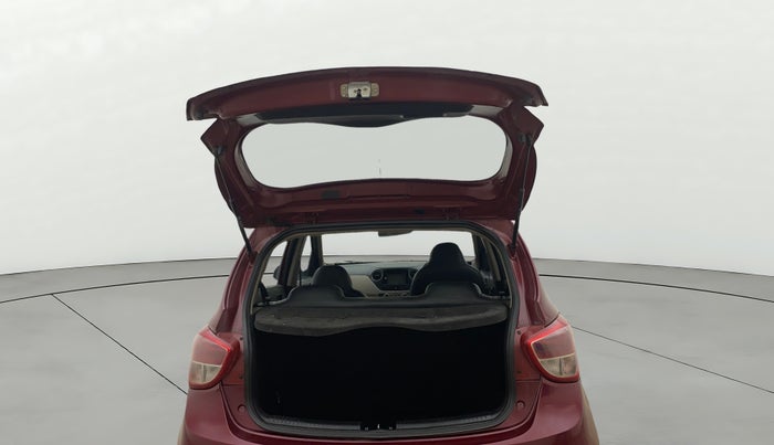 2015 Hyundai Grand i10 MAGNA 1.2 KAPPA VTVT, Petrol, Manual, 67,294 km, Boot Open Zoomed View