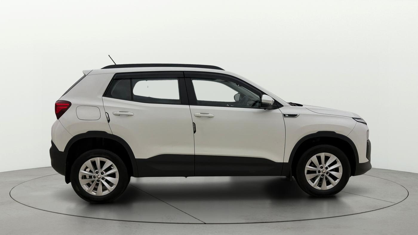 2025 Skoda Kylaq Signature, Petrol, Manual, 19,275 km, Right Side View