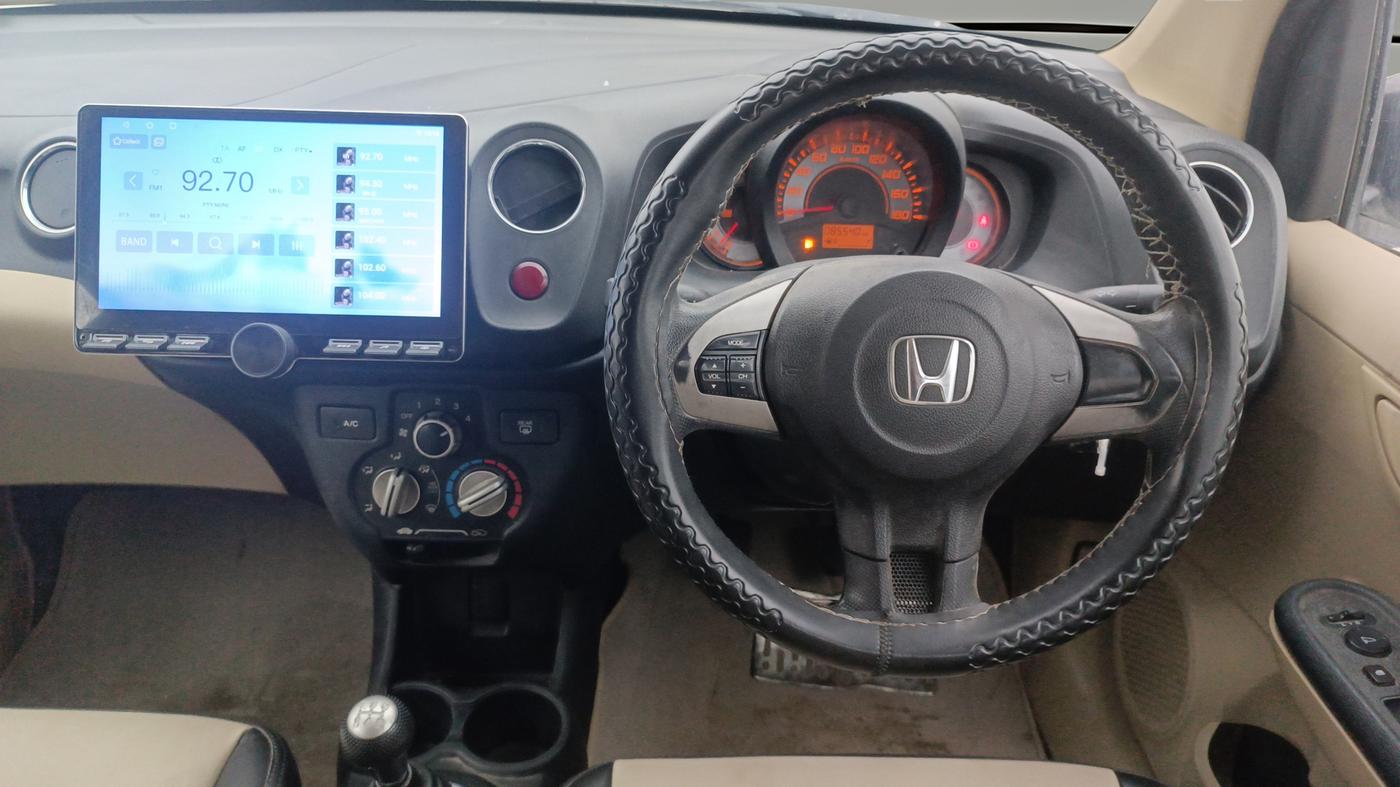 2014 Honda Brio S MT, Petrol, Manual, 86,246 km, Steering Wheel Close Up