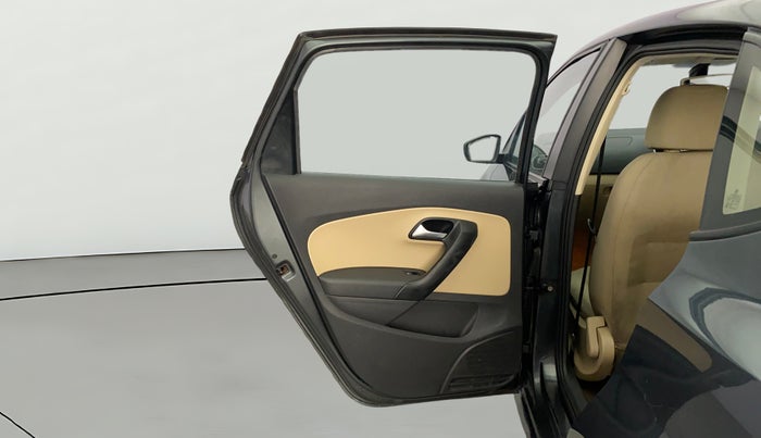 2017 Volkswagen Polo HIGHLINE1.2L, Petrol, Manual, 1,03,836 km, LHS Rear Door